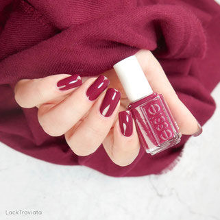 essie • nailed it (EU 516) • Congrats Collection