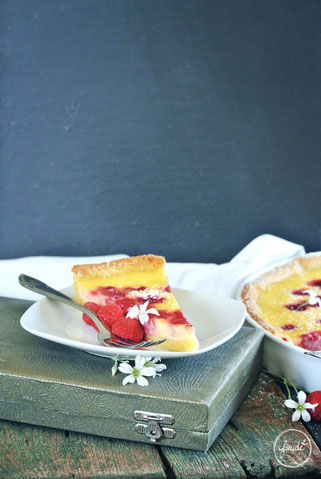 Zitronen Kokos Himbeer Tarte - süßer Sonntag 