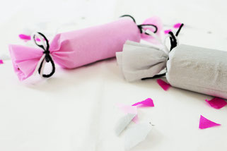 Bild: Knallbonbons selber machen, DIY Knallbonbons Anleitung, Verpackungs- und Geschenkidee für Geld oder Gutscheine, Christmas Cracker selber machen, gefunden auf Partystories.de