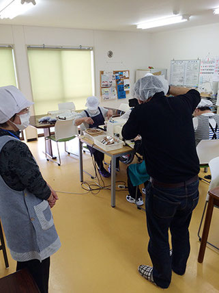 撮影の様子。敏腕カメラマン氏は毎度お馴染み織本氏