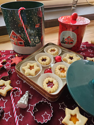 Hildabrötchen klassisch mit Marmeladenfüllung