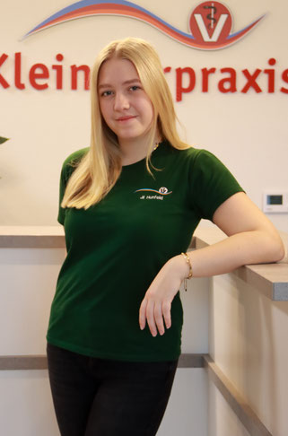 Bild Jil Hunfeld, Auszubildende der Kleintierpraxis Zur alten Ems in Rhede