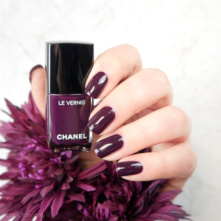 CHANEL • PRUNE DRAMATIQUE 628 • Rouge Coco Collection (spring 2018)