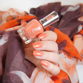 Sally Hansen • Soak at Sunset 300 • color therapy Collection