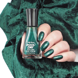 Sally Hansen • Jumpin' Jade (22) • Insta-Dri Collection fall 2013