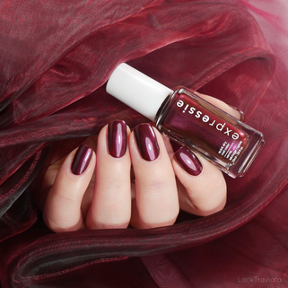 essie • breaking the bold (260) • expressie Collection (new 01/2020)