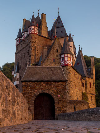 burg eltz, mosel,wandern,moselsteig,aussicht,rundwanderung,infos,tipps