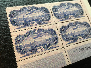 Bloc de 4 timbres classiques soumis à estimation