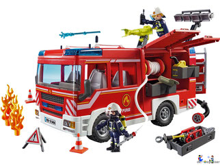 Besonderheiten im Playmobil Paket 9464 sind das Licht und die zwei Feuerwehr-Sounds.