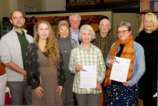 (v. l. n. r.) Marcel Pagel, Lisa Loy, Ingrid Henke, Richard Wenzel, Foto:@ A. Pulwey, Birgit Emig, Hans Schwarting, Dagnmar Eberhard und Friederike Wolf