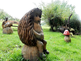 Holzfiguren - Foto: Albert Brodbeck/NABU Metzingen