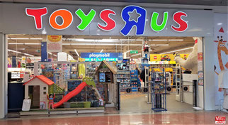 Le Toys'R'Us du centre commercial Vélizy2 - Juin 2019.