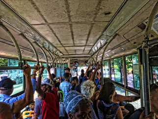 local bus in Havanna