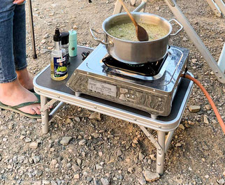 Turbo-Gasgrill und Kocher für das Wohnmobil