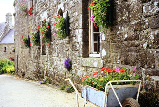 Locronan - ein Dorf aus Granit