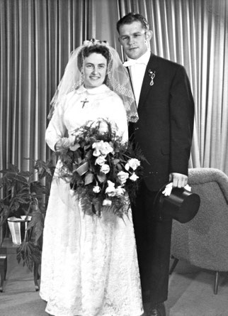 Hubert Klöpper und seine Ehefrau Maria, geb. Voß aus Heinsberg, am Tage ihrer Hochzeit, am 15.11.1961.