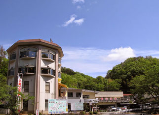 美又温泉国民保養センター 正面側