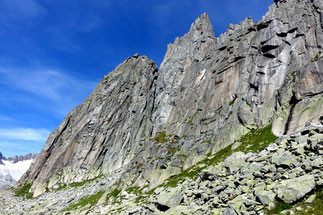 multi-pitch climging Göscheneralp Salbit West ridge