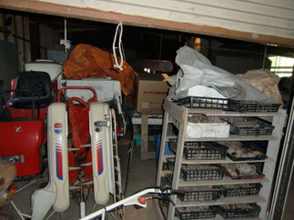 納屋片づけ前の写真