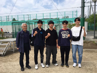 応援に駆け付けた77期と小安会長