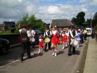 2011  Les Smackys Girls et la Fanfare de Limésy