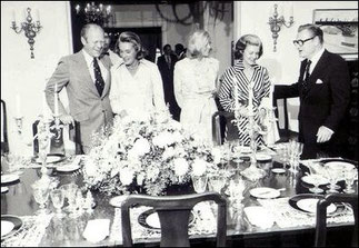 LES FORD ET LEUR FILLE (au centre) AVEC NELSON et HAPPY.