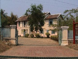 La Maison du Patrimoine joue un rôle admirable dans la sauvegarde de Luang Prabang qui a ainsi échappé aux tours de verre qui sévissent à Chiang Mai.