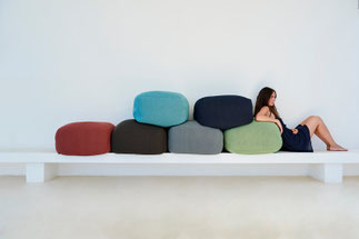 Divine Outdoor-Hocker & Kissen von Cane-line