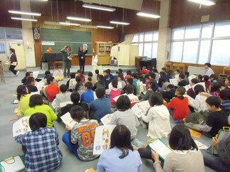 最後は認知症の基礎知識についてのお勉強。皆さん、期待していますよ!