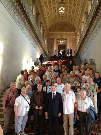 Visite d'un groupe d'habitants de Bérigny au SENAT avec leur maire, Denis Lécluze