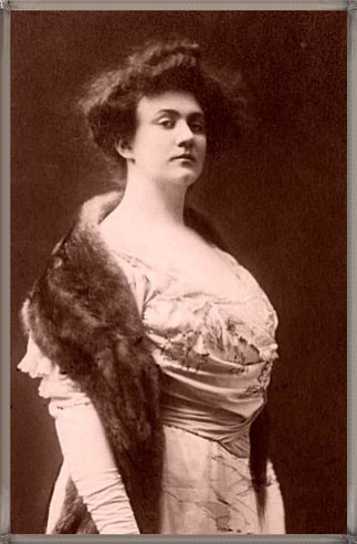 Eleonora De Cisneros - Contralto