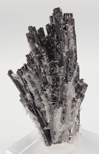 Hubnerite