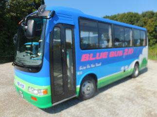 小型観光バス