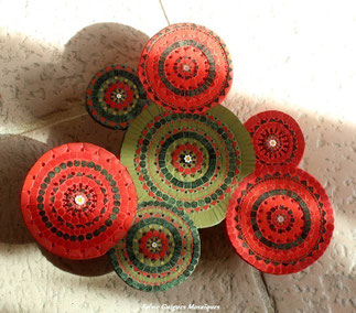 Petits soleils rouge et vert - photo 1 - Sylvie Guigues Mosaïques