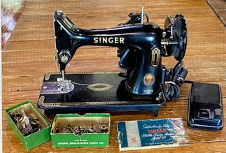 Vintage Singer 99K with Accessories $175.00 SOLD