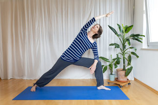 Martina Naumann Yoga Hatha-Yoga Vijnana-Yoga Spiraldynamik