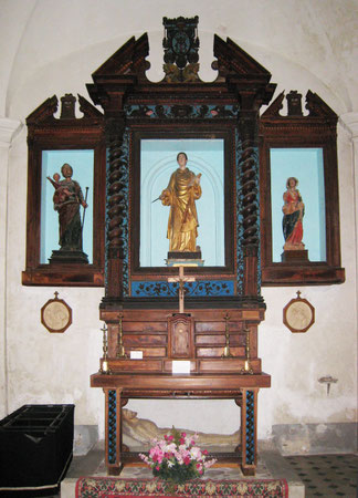 Belgodère - Saint Thomas - Retable baroque de 1563 abritant St Etienne St Joseph et Marie - 1663 - Marcangiole ébéniste local