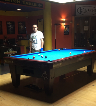 プレー中のオリー