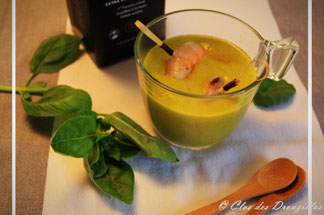 Soupe de melon confit, basilic frais & crevettes