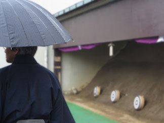 雨の射会もオツなもんですが・・・。