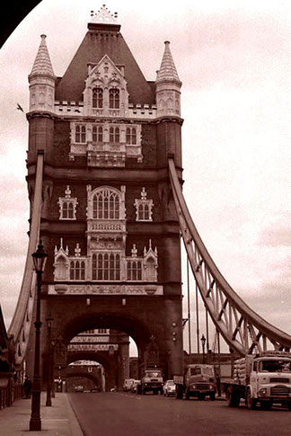 die legendäre Tower-Bridge