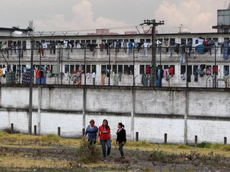 Im Gefängnis «La Modelo» sollen mehrere Häftlinge getötet, zerstückelt und an Schweine verfüttert worden sein. Foto: Mauricio Dueñas Castañeda/Archiv