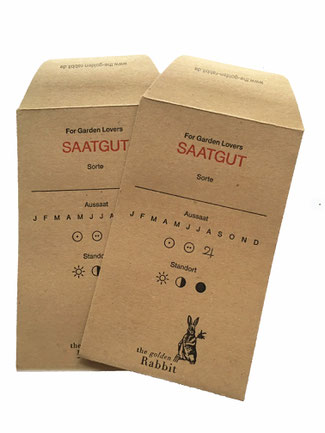 Saatumschläge aus Natronpapier mit der Aufschrift "Seeds"