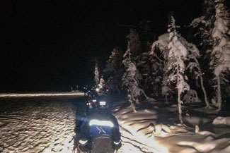 Lappland, Finnland, Finnisch Lappland, Die Traumreiser, Levi, Schneemobil