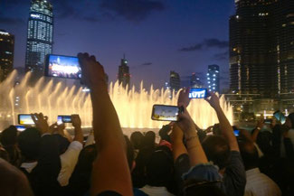 Dubai, VAE, UAE, Vereinigte Arabischen Emirate, Die Traumreiser, Burj Khalifa, Wasserspiele, Fontäne, Dubai Fountain