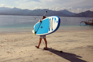 Los gehts mit dem Stand-Up Paddleboard