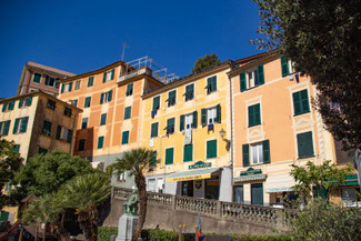 Italien, Italienische Riviera, Zoagli, Marktplatz, Die Traumreiser
