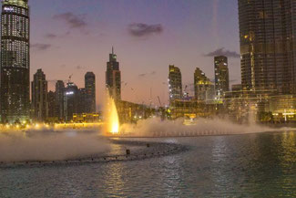 Dubai, VAE, UAE, Vereinigte Arabischen Emirate, Die Traumreiser, Burj Khalifa, Wasserspiele, Fontäne, Dubai Fountain
