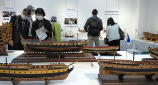構造模型製作講座の課題作品「エルミオーヌ」を展示