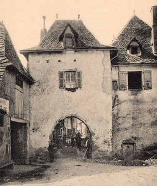 Porte d'Aurillac ou porche nord